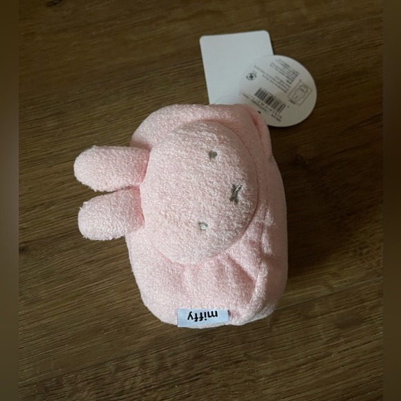 Only 2 LEFT! MIFFY-Imported (NWT) Small Soft Zipped PINK Character Pouch - Picture 10 of 10